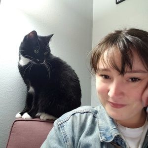 Meet your Posher, Christina